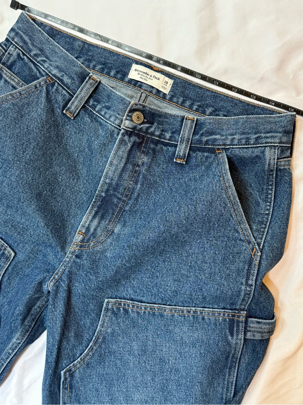 Abercrombie & Fitch Mid Rise Slouchy Jeans - Picture 10 of 12